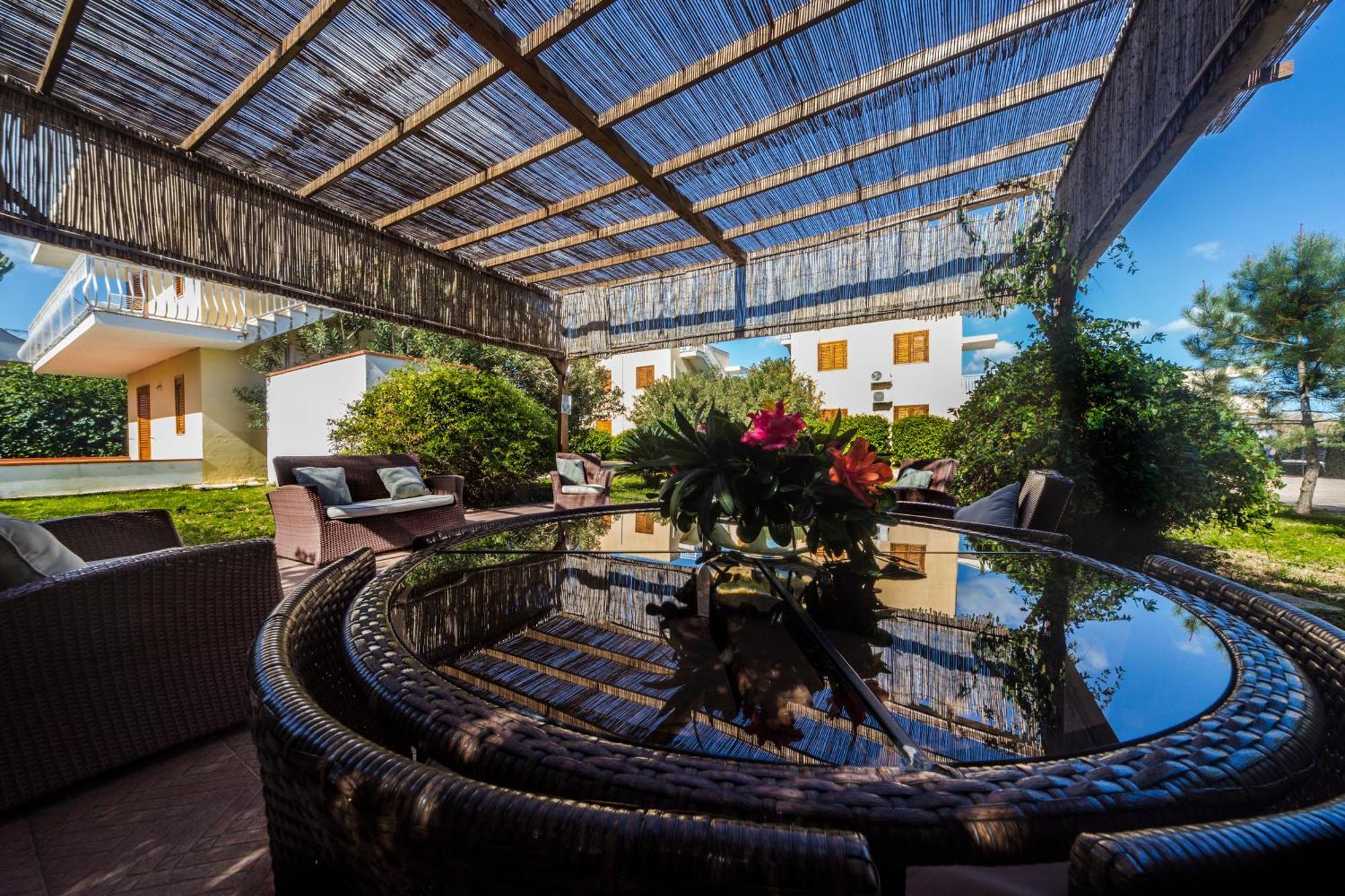 Giallomare Aparthotel Марцамеми Екстериор снимка