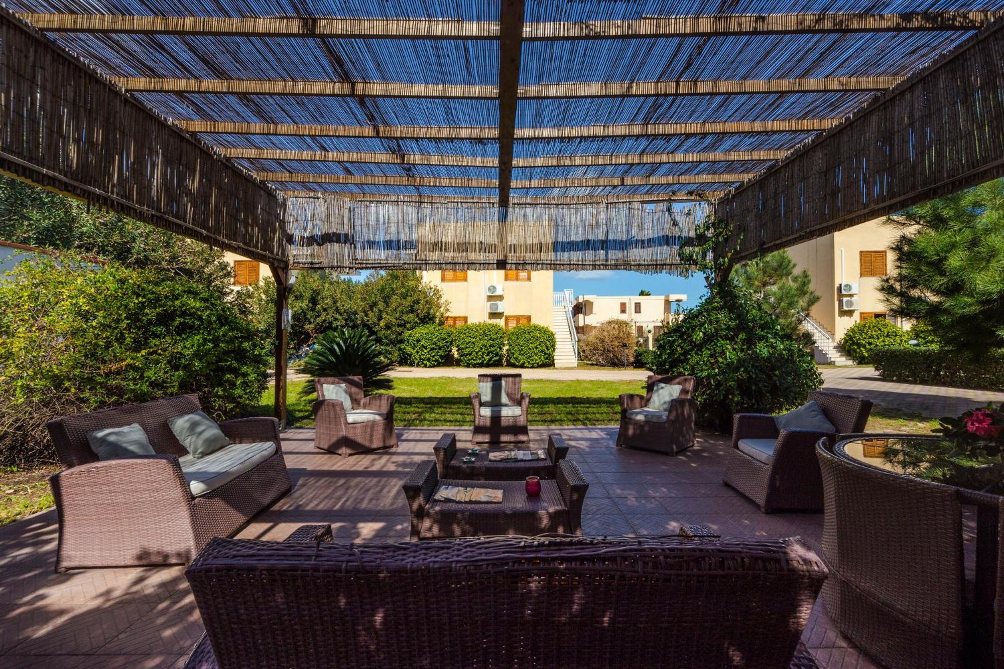 Giallomare Aparthotel Марцамеми Екстериор снимка